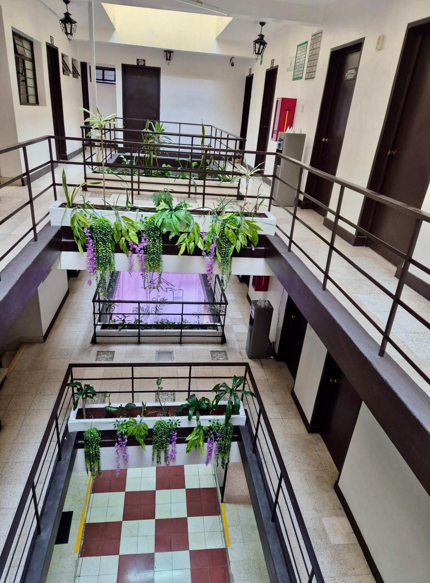 אוריסבה Hotel Catalina מראה חיצוני תמונה